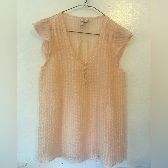 Elle Tops - NWOT sheer ELLE blouse